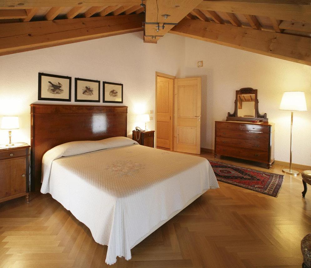 Villa Busta Hotel Montebelluna Rum bild